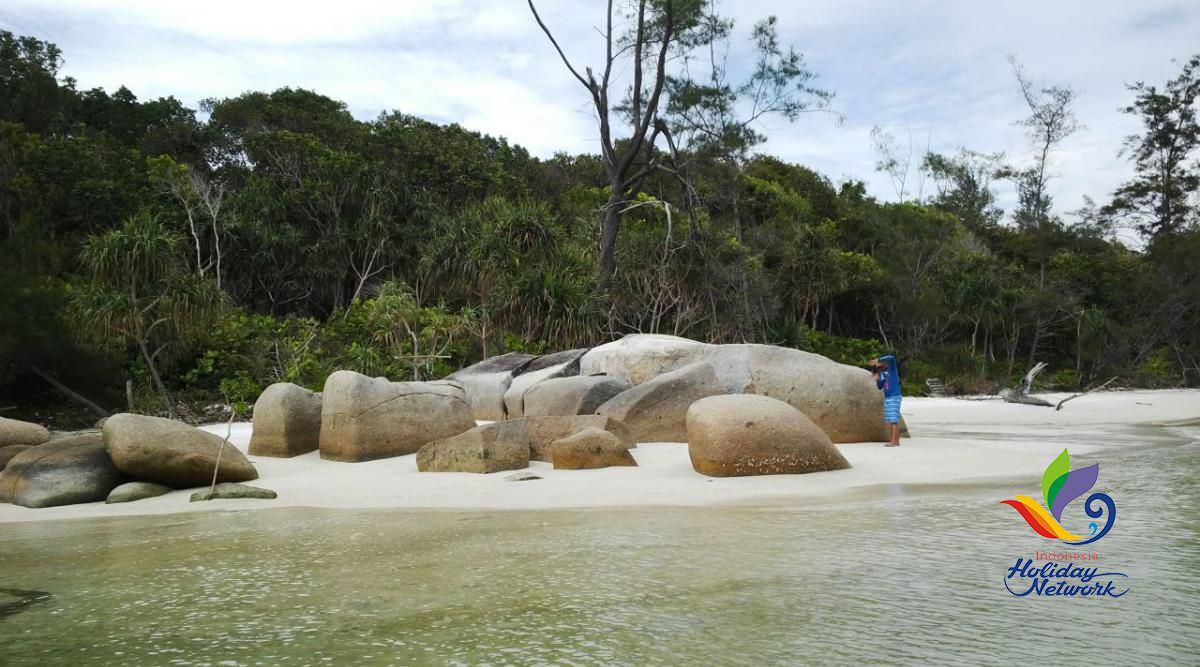belitung destination Tanjung Kiras